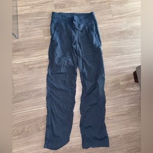 Lululemom dance studio pant size 4